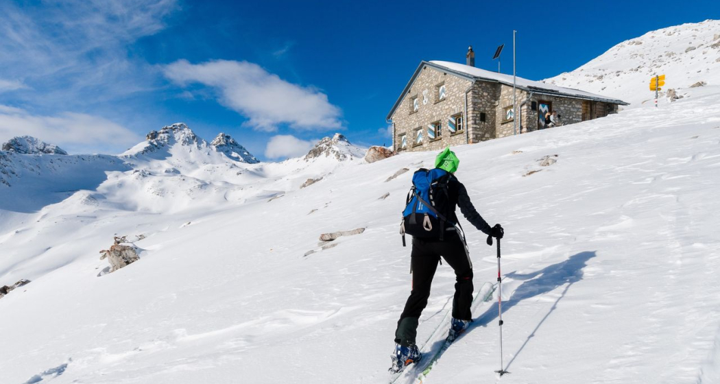 Cufercalhütte SAC im Winter Cufercalhütte SAC im Winter