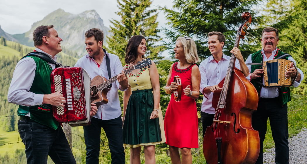 Frühlingskonzert mit Oesch's die Dritten (gdl_745342987_image)