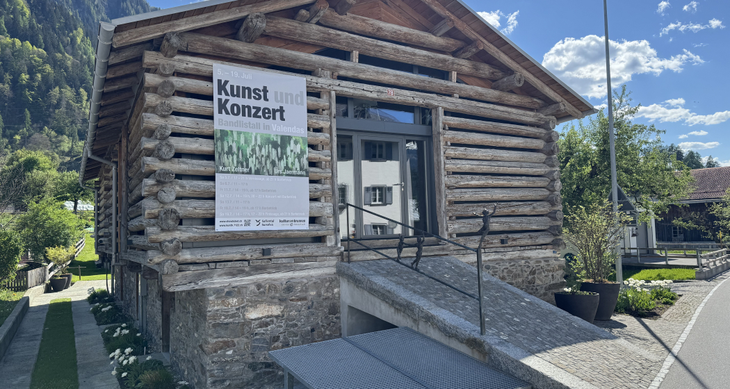 Kunst und Konzert im Bandlistall in Valendas (gdl_869816536_image) Kunst und Konzert im Bandlistall in Valendas (gdl_869816536_image)