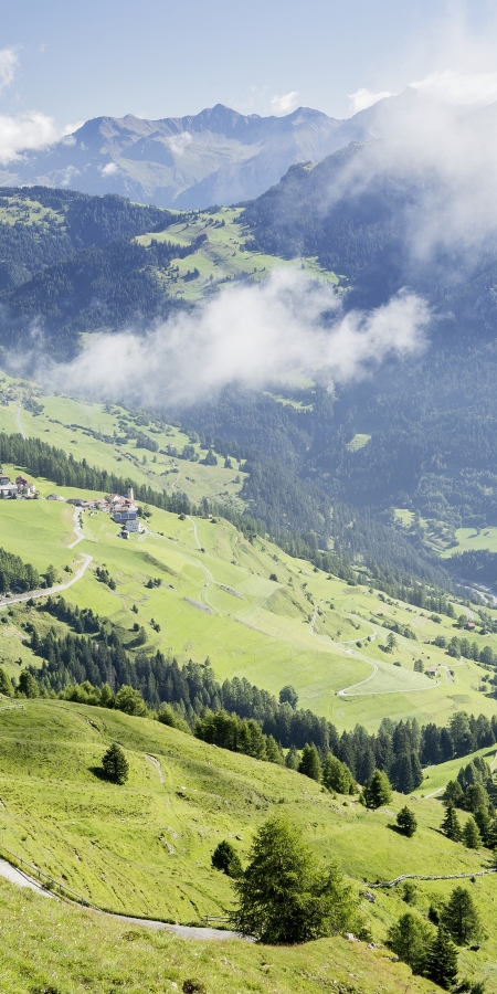 Wergenstein Dorf ©Frank Brüderli