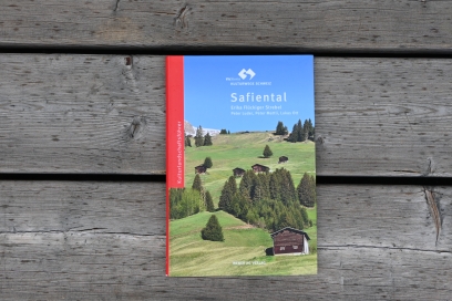 Kultur- und Landschaftsführer "Safiental"
