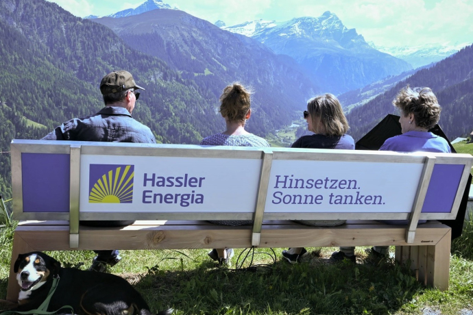 Solarbank in Tenna (© Naturpark Beverin)