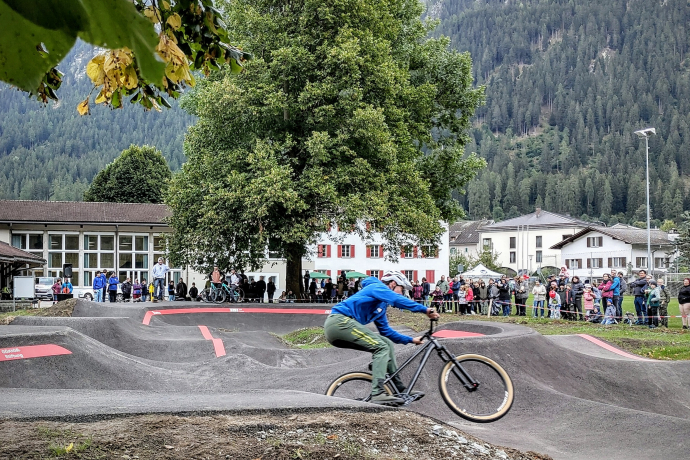 Pumptrack Val Schons Einweihungsfeier