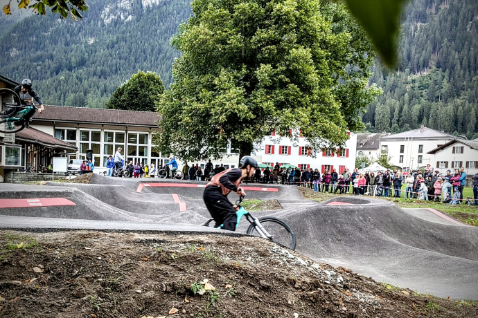 Pumptrack Val Schons Pumptrack Val Schons Einweihungsfeier