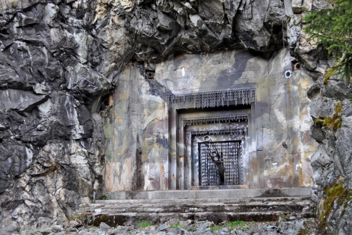 Festung im Crestawald