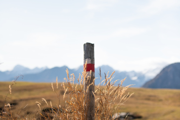 Eine Wanderweg Markierung